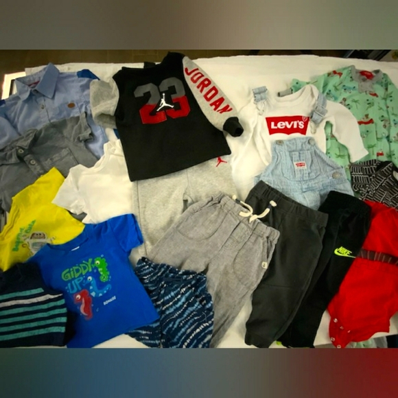 17 Piece Toddler Boys Bundle 12mos - 24mos - Picture 1 of 10